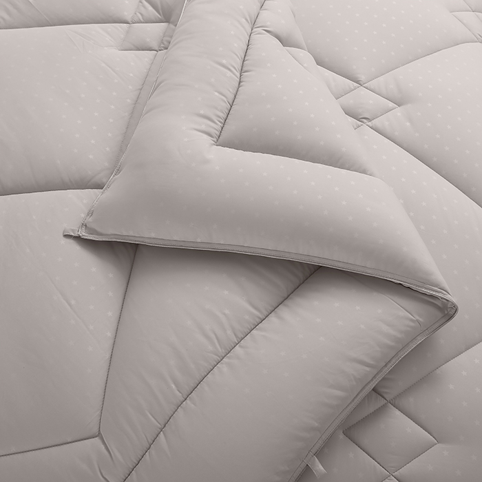 Luxury winter Comforter